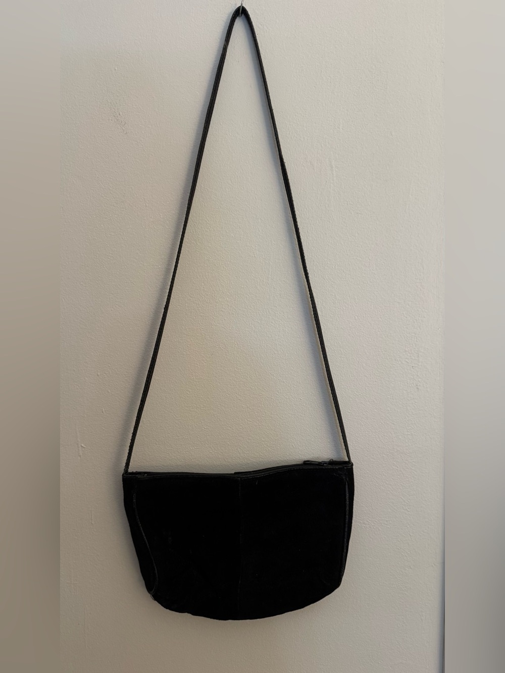 Vintage Black Suede Shoulder Bag Minimalist Zip Top Purse